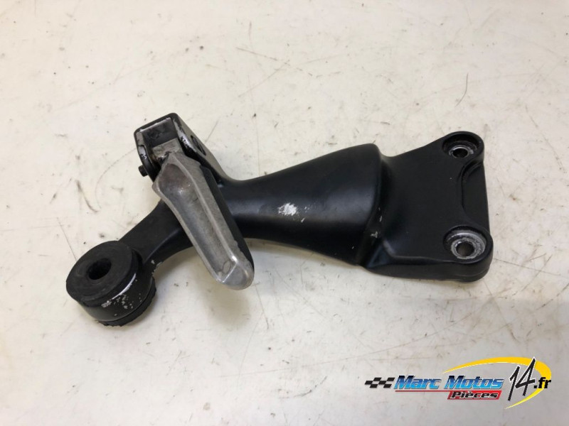 PLATINE ARRIERE GAUCHE SUZUKI 1300 GSXR HAYABUSA 2000