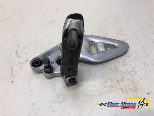 PLATINE AVANT GAUCHE SUZUKI 1300 GSXR HAYABUSA 2000