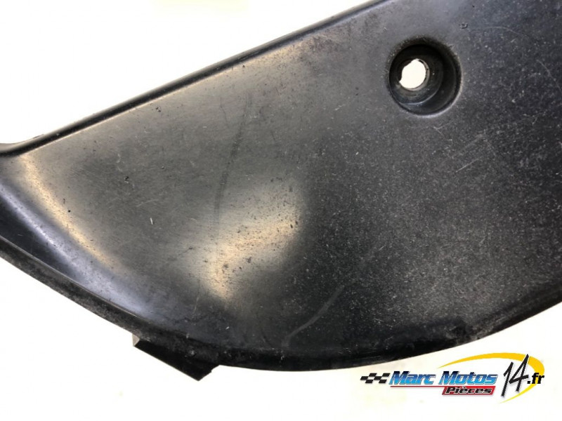 V DE CARENAGE SUZUKI 1300 GSXR HAYABUSA 2000