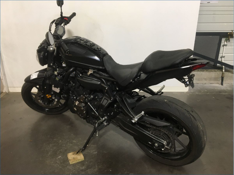 YAMAHA MT07 