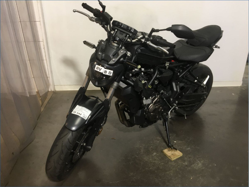 YAMAHA MT07 