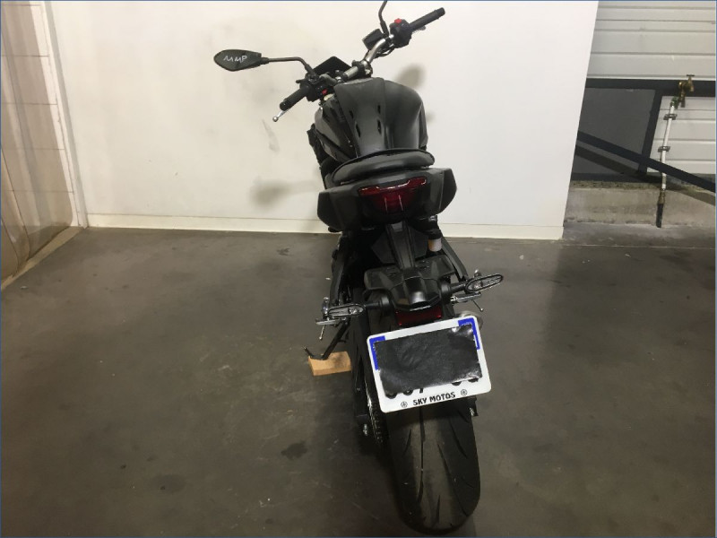 YAMAHA MT07 