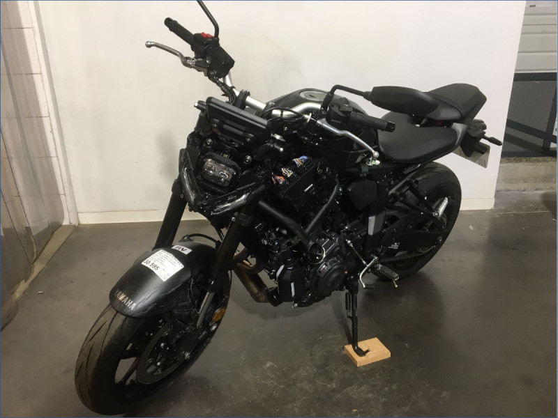 YAMAHA MT07 