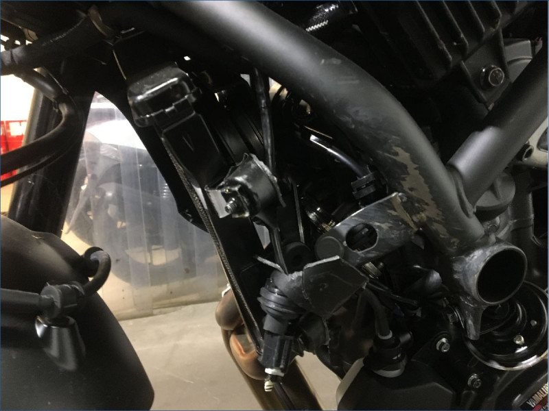 YAMAHA MT07 