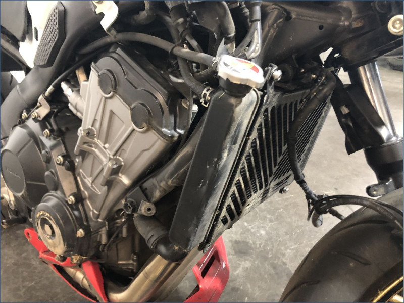 HONDA CB650F 
