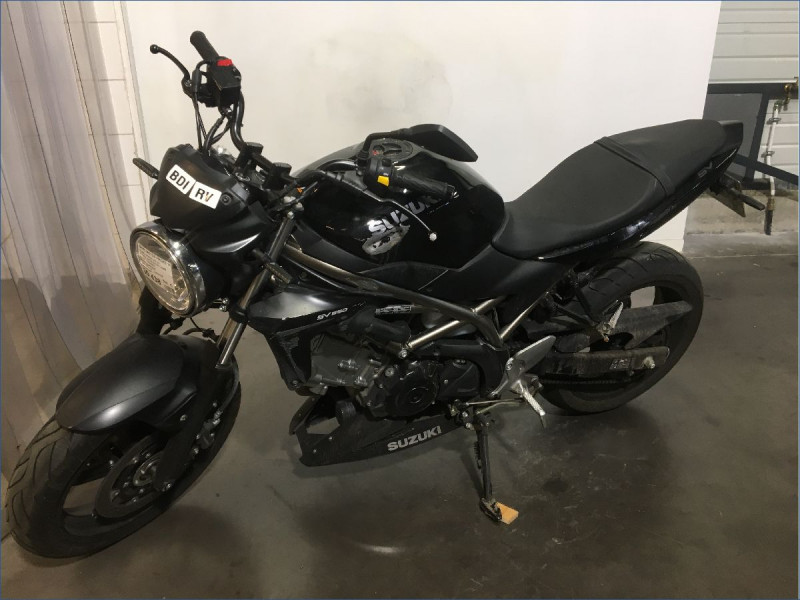 SUZUKI 650 SV 