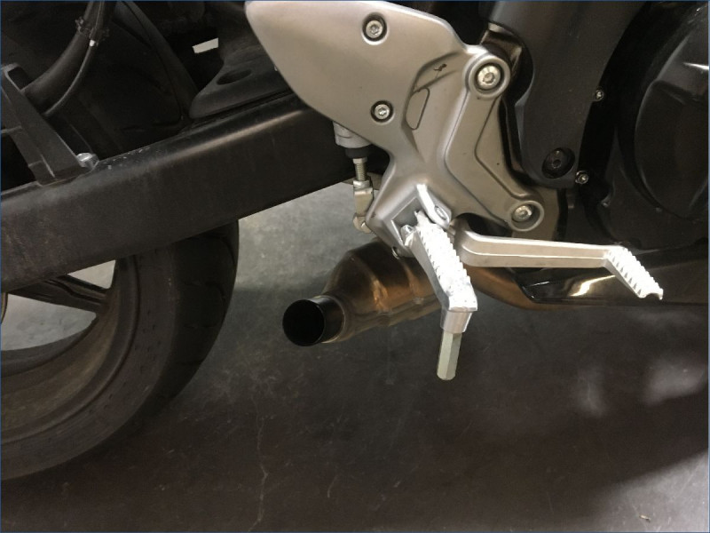 SUZUKI 650 SV 