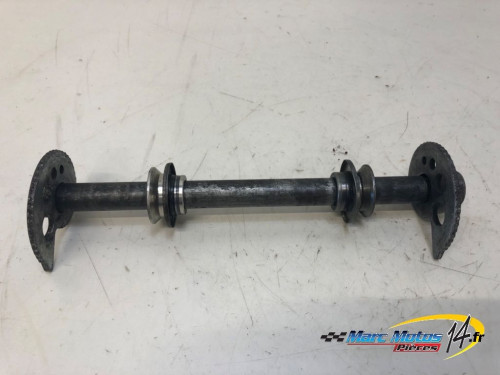 AXE DE ROUE ARRIERE YAMAHA 600 TT S 1994