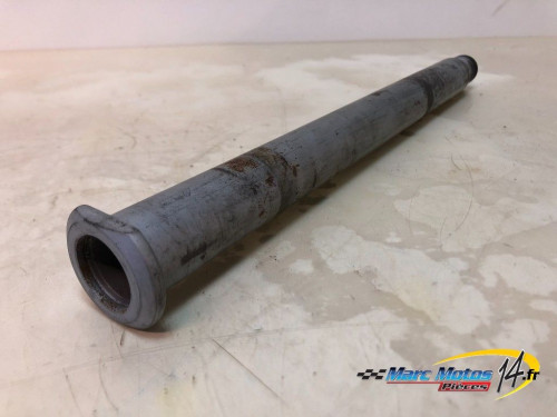 AXE DE ROUE ARRIERE BMW S1000RR 2011