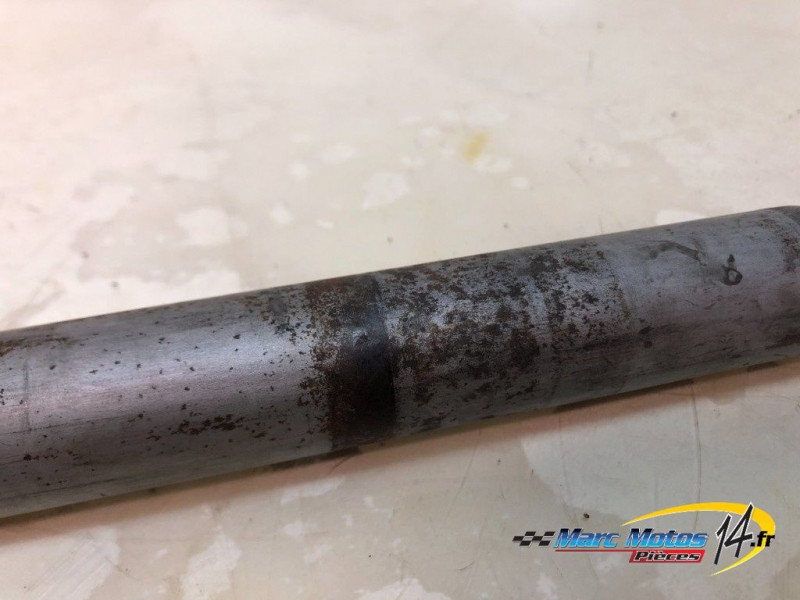 AXE DE ROUE ARRIERE BMW S1000RR 2011