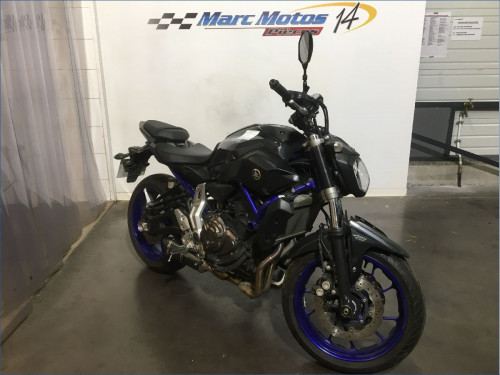 YAMAHA MT07 