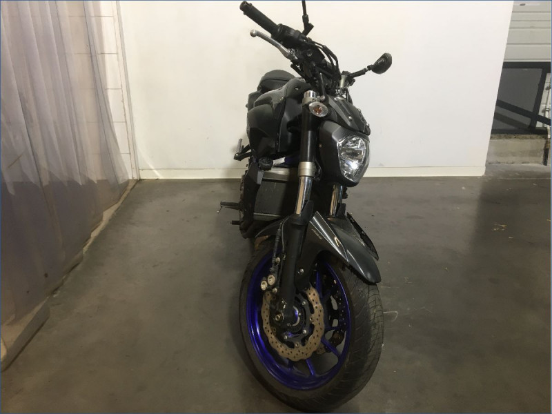 YAMAHA MT07 