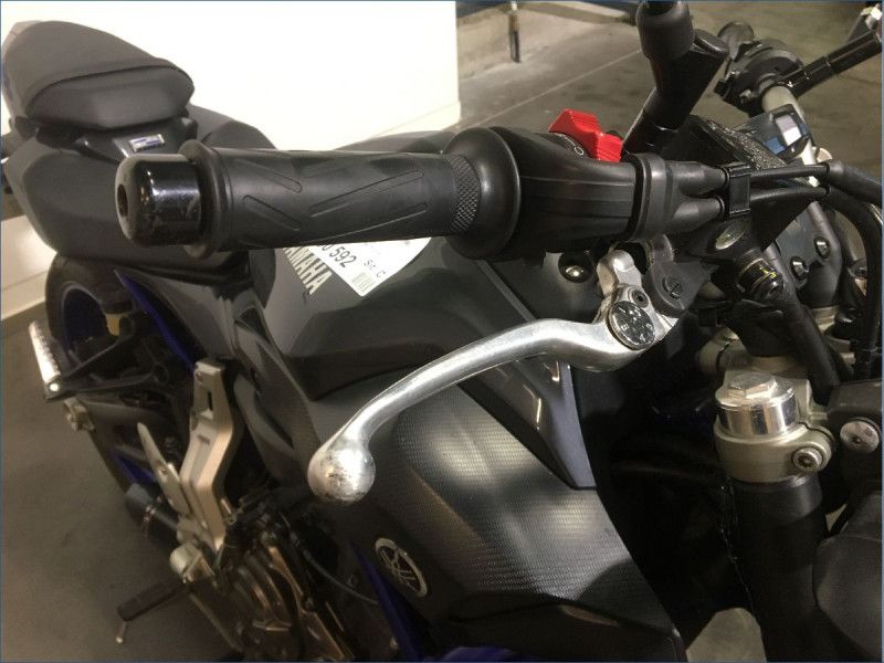 YAMAHA MT07 