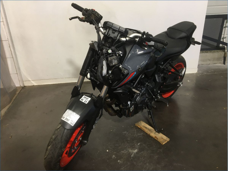 YAMAHA MT07 