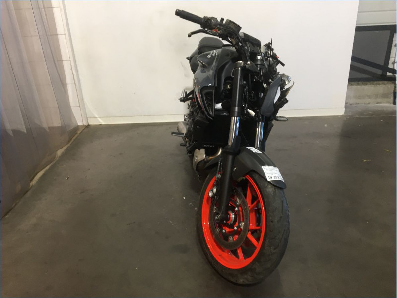 YAMAHA MT07 