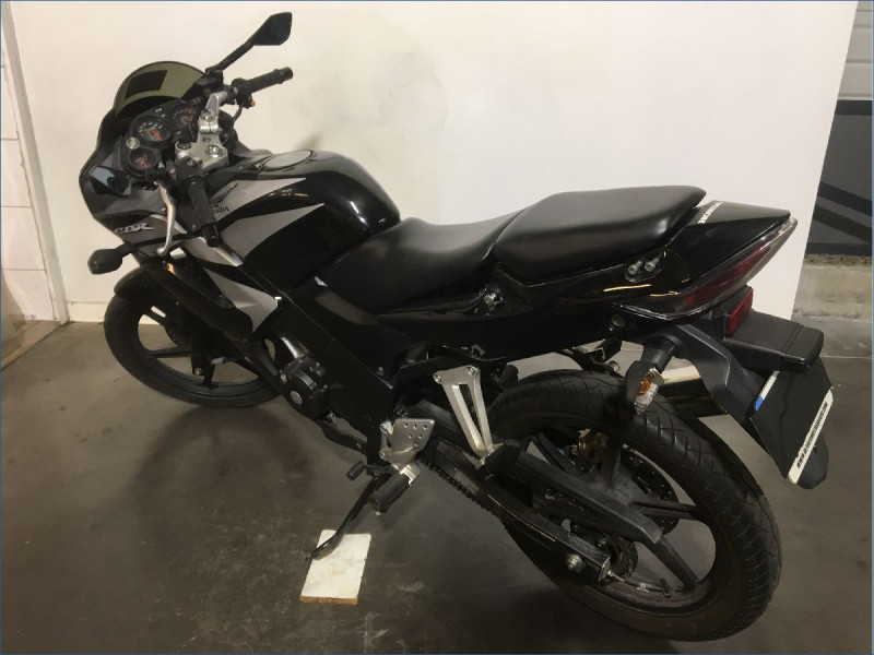 HONDA 125 CBR R