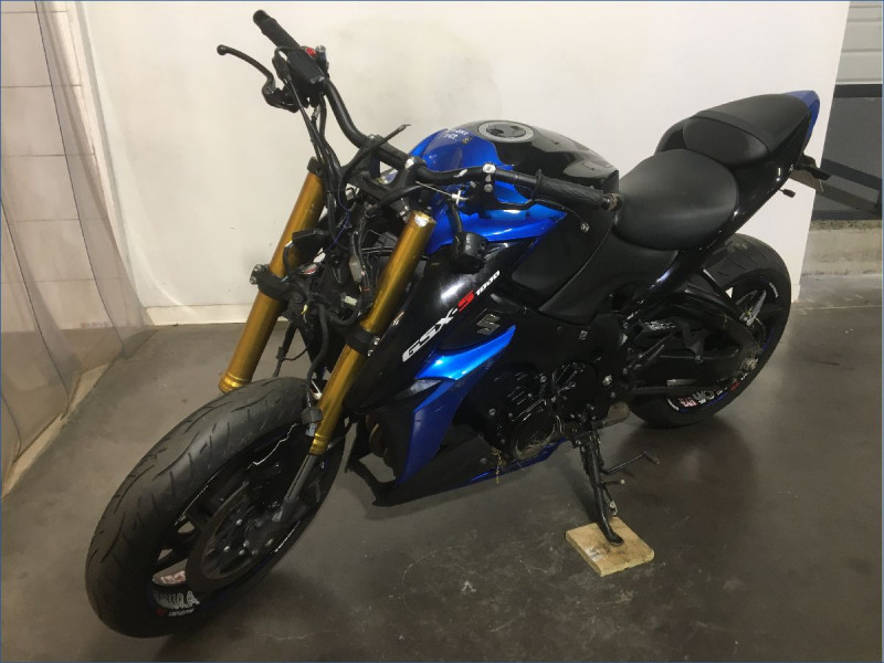 SUZUKI 1000 GSX-S 