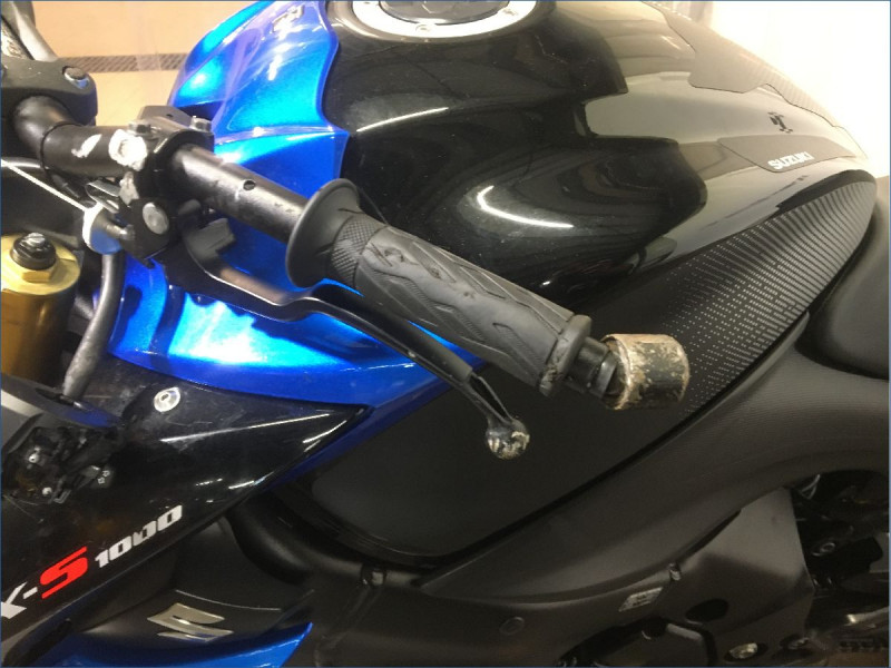 SUZUKI 1000 GSX-S 