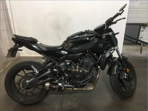 YAMAHA MT07 