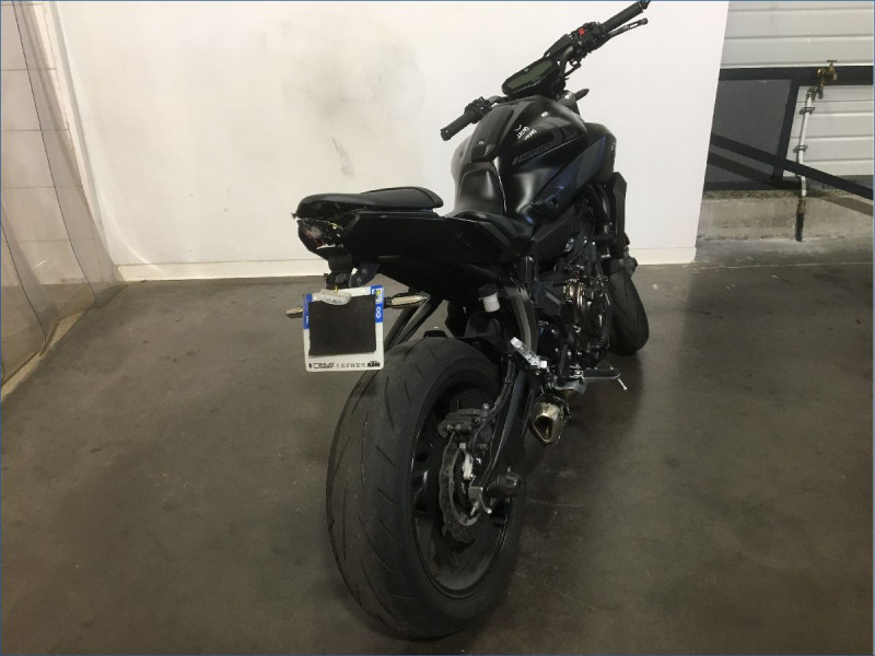 YAMAHA MT07 