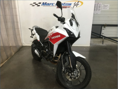 MOTO MORINI 650 X-CAPE 