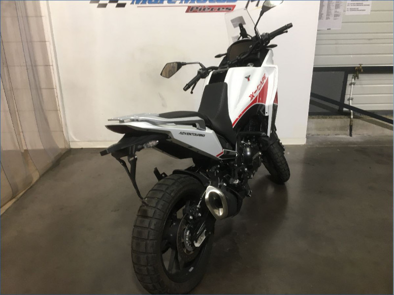 MOTO MORINI 650 X-CAPE 