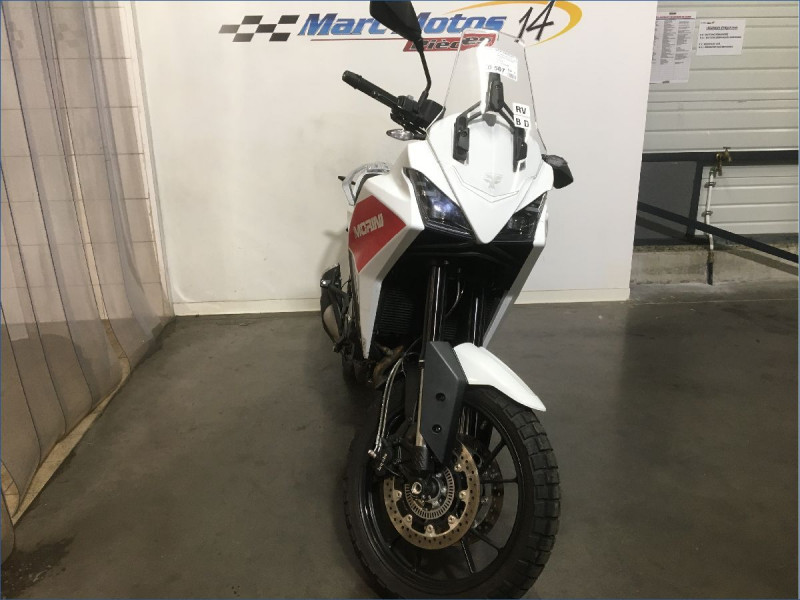 MOTO MORINI 650 X-CAPE 
