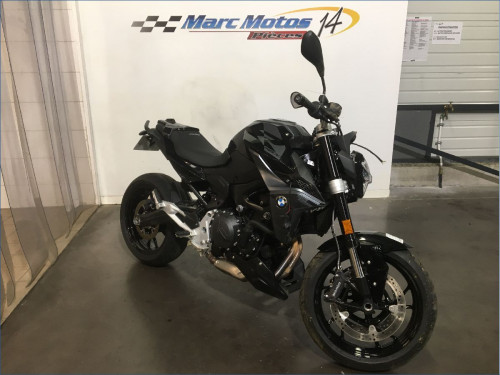 BMW F900R TRIPLE BLACK
