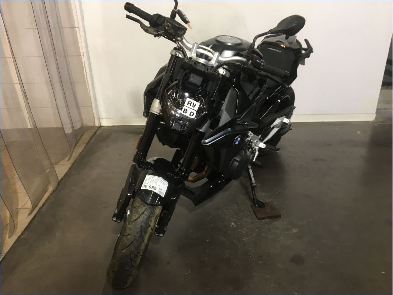BMW F900R TRIPLE BLACK