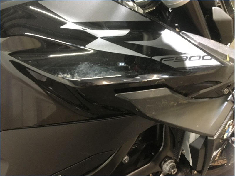 BMW F900R TRIPLE BLACK