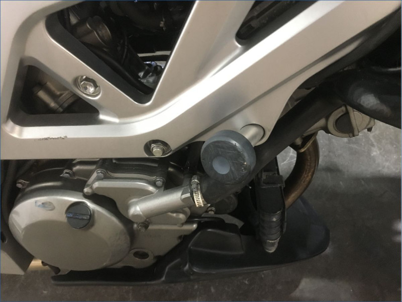 SUZUKI 650 SV S
