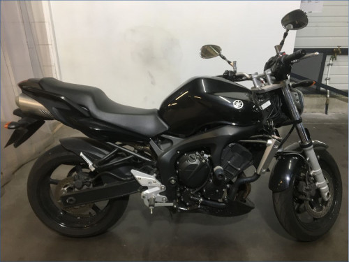 YAMAHA FZ6 