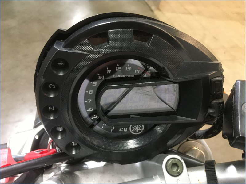 YAMAHA FZ6 