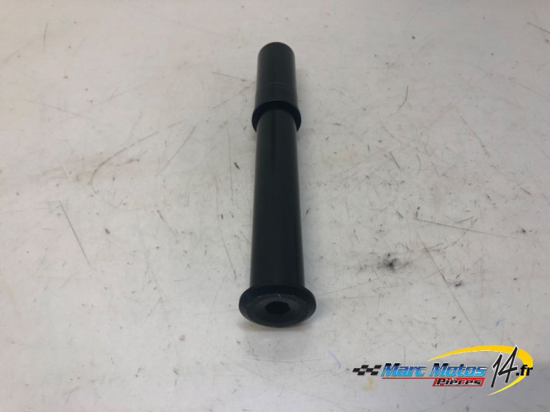 AXE DE ROUE AVANT KTM 1390 SUPERDUKE R 2024