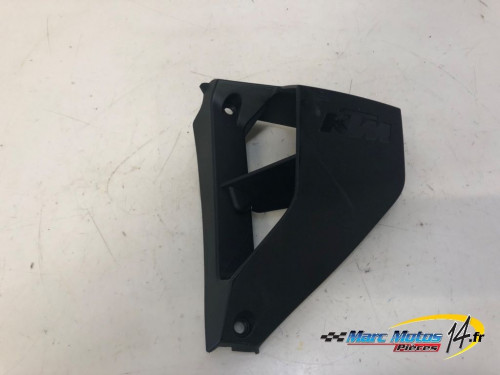 ECOPE DE RADIATEUR DROITE KTM 1390 SUPERDUKE R 2024