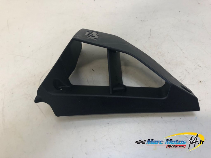 ECOPE DE RADIATEUR DROITE KTM 1390 SUPERDUKE R 2024
