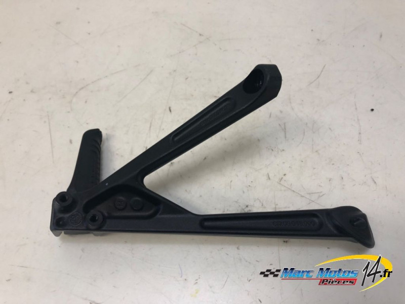 PLATINE ARRIERE GAUCHE KTM 1390 SUPERDUKE R 2024