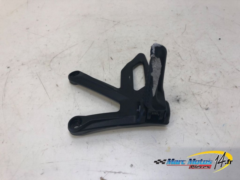 PLATINE AVANT GAUCHE KTM 1390 SUPERDUKE R 2024