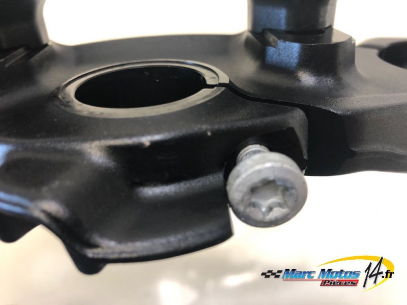 TE DE FOURCHE SUPERIEUR KTM 1390 SUPERDUKE R 2024