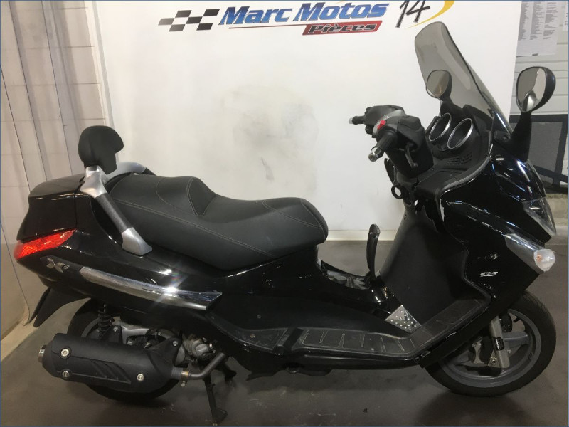 PIAGGIO 125 XEVO 