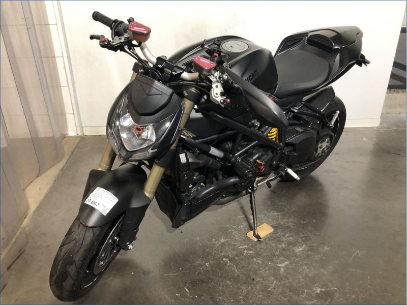 DUCATI 848 STREETFIGHTER 