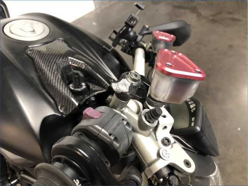 DUCATI 848 STREETFIGHTER 