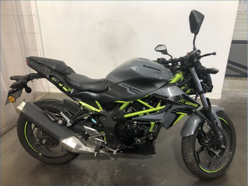 KAWASAKI Z125 