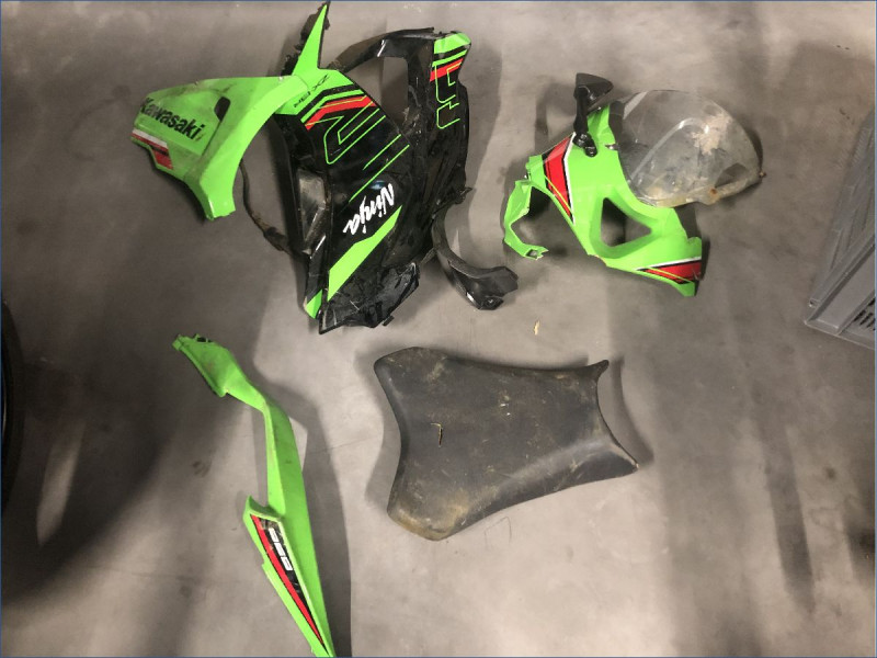 KAWASAKI ZX6R 636 