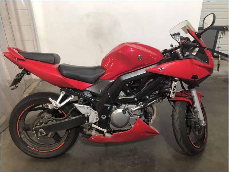 SUZUKI 650 SV S