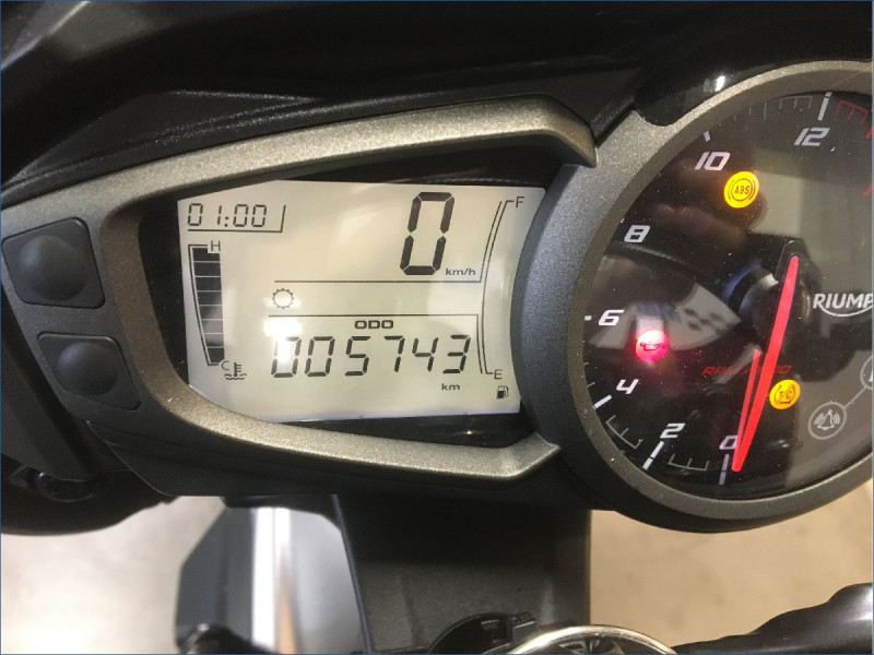 TRIUMPH 765 STREET TRIPLE R