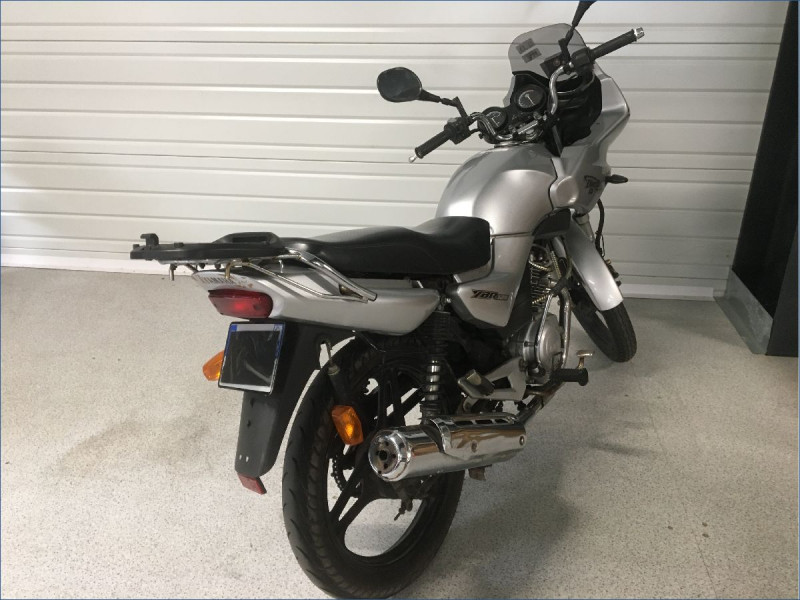 YAMAHA 125 YBR 