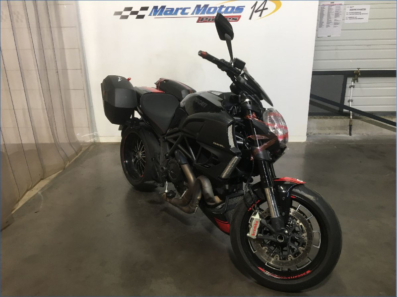 DUCATI 1200 DIAVEL 