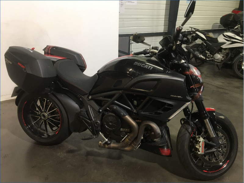 DUCATI 1200 DIAVEL 