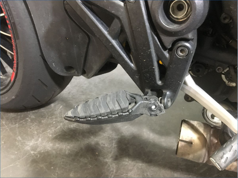 DUCATI 1200 DIAVEL 